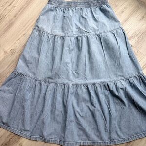 Old Navy Women's Light Blue Peasant Tiered maxi Skirt